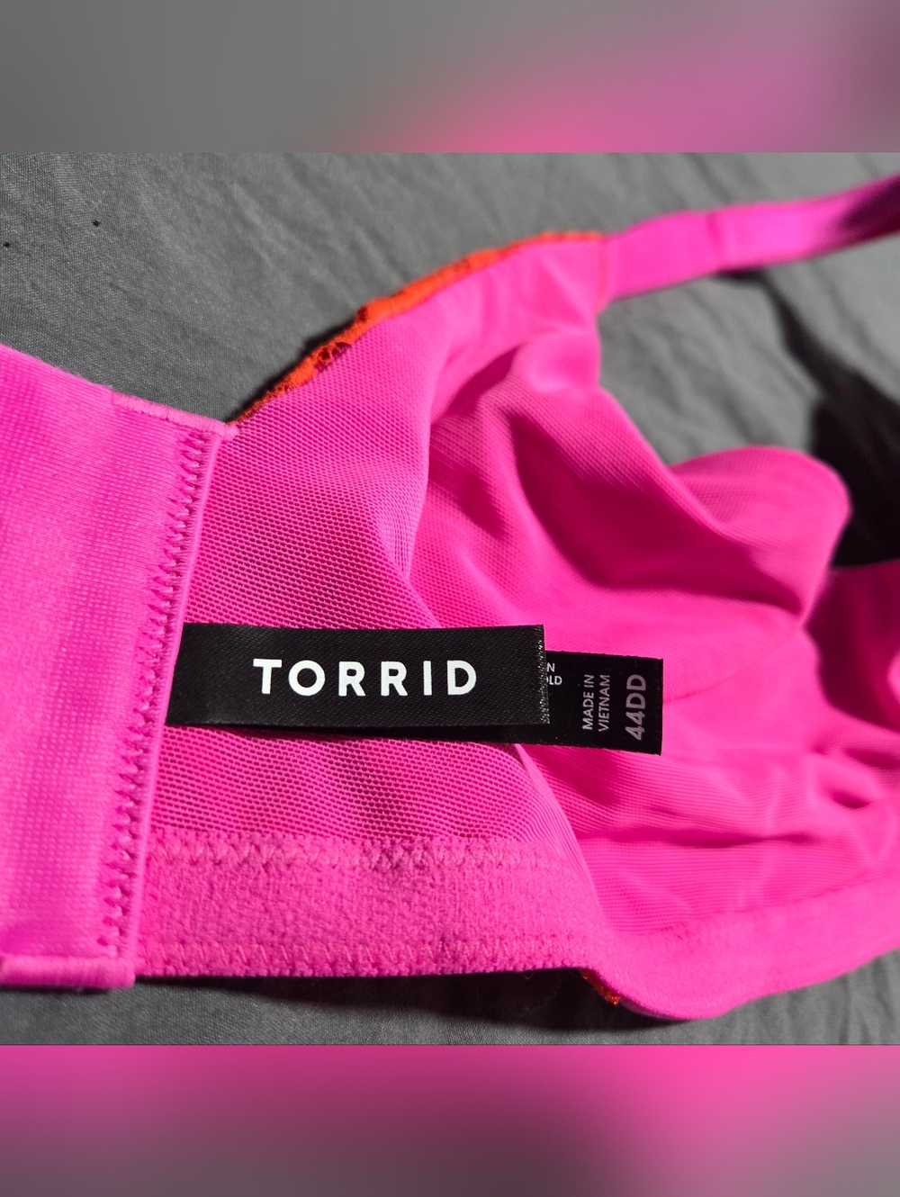 torrid Hot Pink Bra with Red Lace Accents XO Plunge Push-Up - Picture 4 of 7